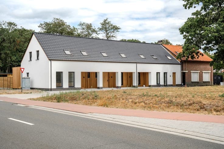 Charmante halfopen woning te koop in Leopoldsburg - 3 sla...