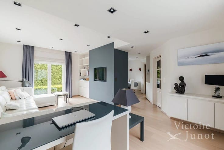 Charming 3-bedroom villa on a frontage land of approximately