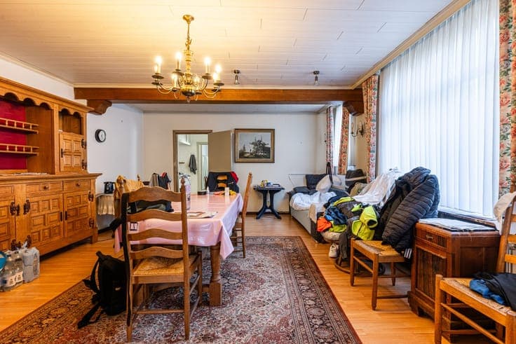 Renovatiepand met tal van mogelijkheden op topligging in ...