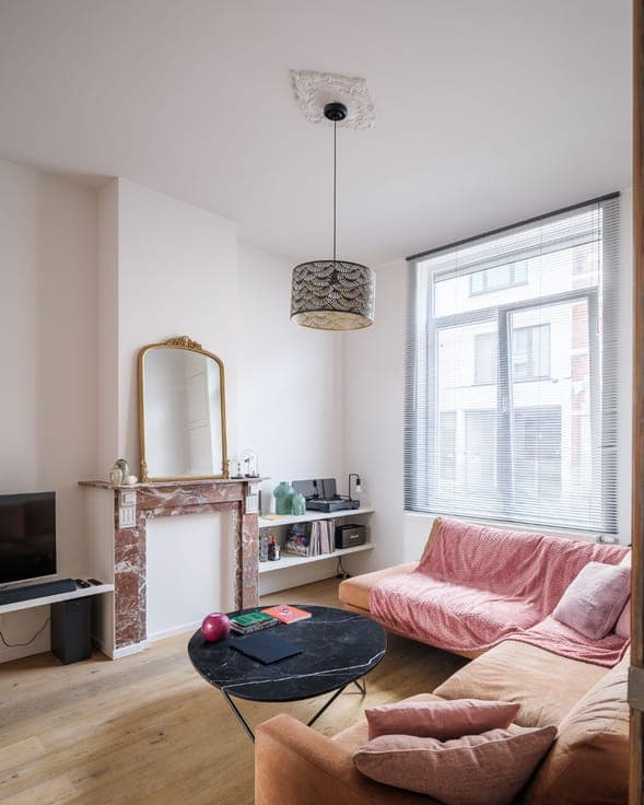 Karaktervolle woning met 4 slaapkamers en zonnige stadstu...