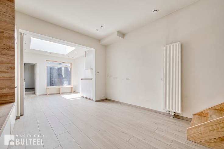 Energiezuinige woning met 3 slaapkamers en stadsterras.