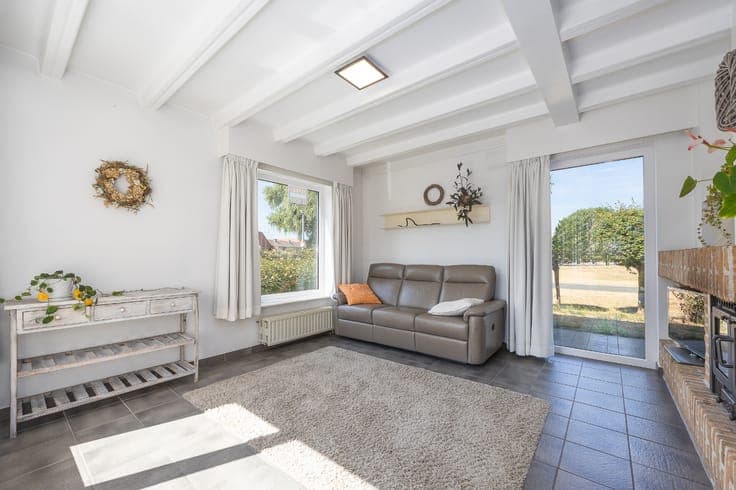 Spacious villa with three bedrooms in a prime location in...