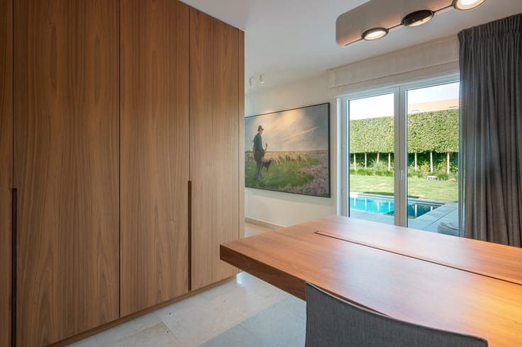 KNOKKE - Exceptional fully renovated villa with pool