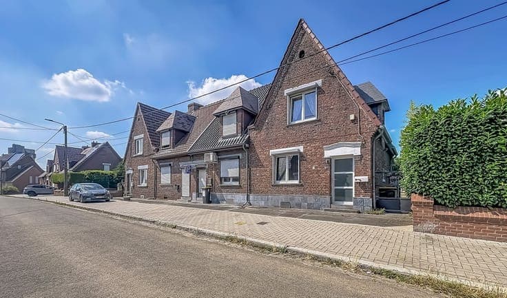 JOLIE MAISON 3F AVEC JARDIN