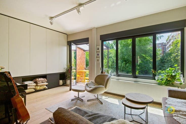 Instapklare gerenoveerde woning met 4 slaapkamers en tuin