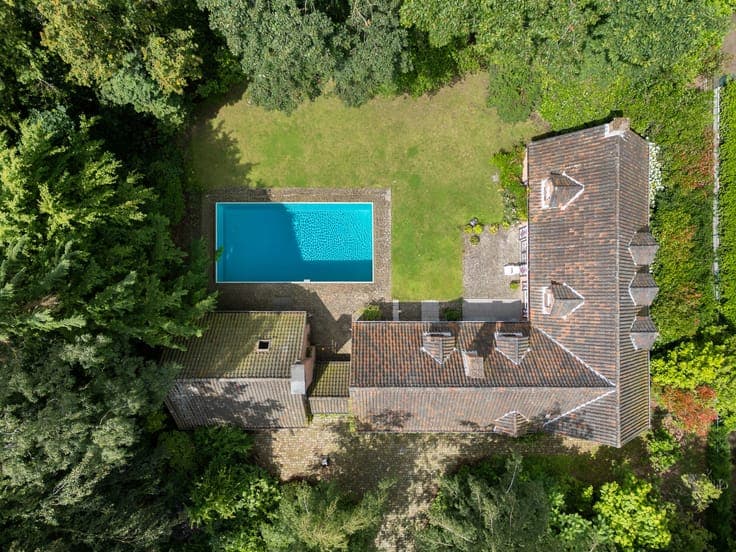 AARTSELAAR – Villa in a prestigious residential area
