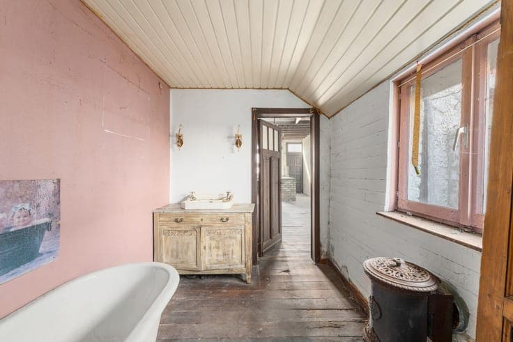 Totaalrenovatie met prachtig zicht in het landelijke Zwan...