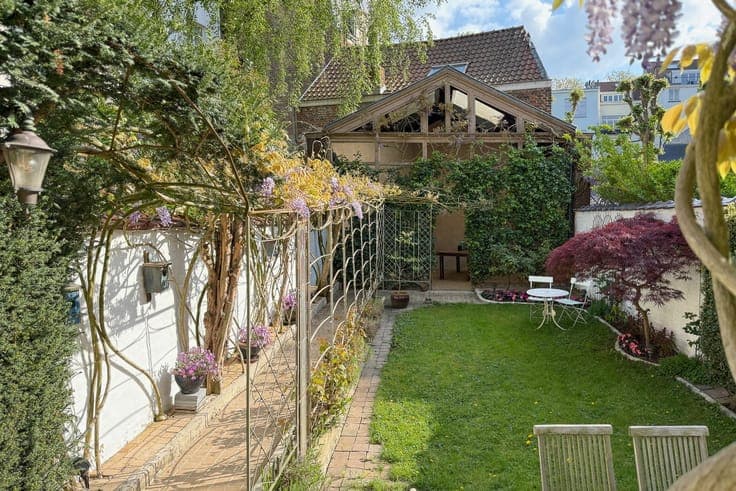 Place Brugmann: 6-bedroom house with a south-facing garden