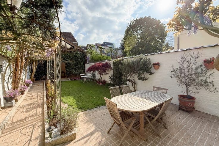 Place Brugmann: 6-bedroom house with a south-facing garden