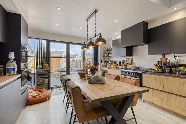 Townhouse near the Schorre in Boom with garden