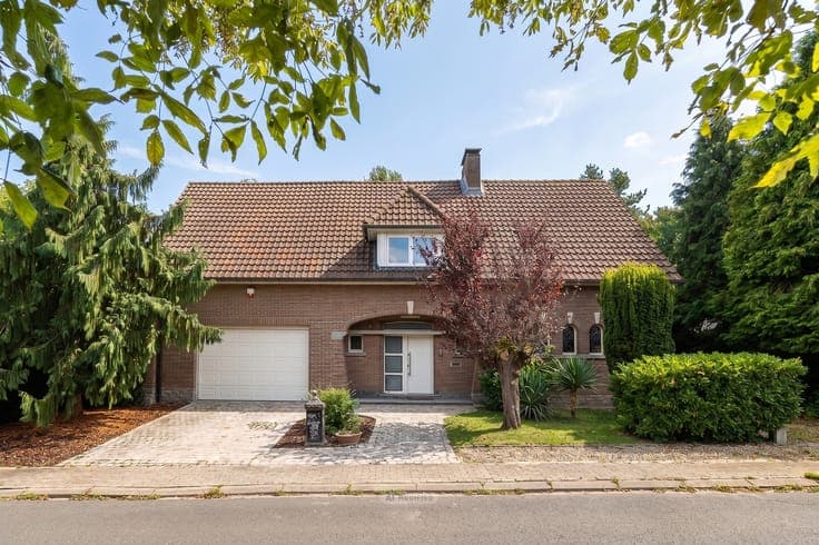 Groenestraat 5 – Characterful Villa