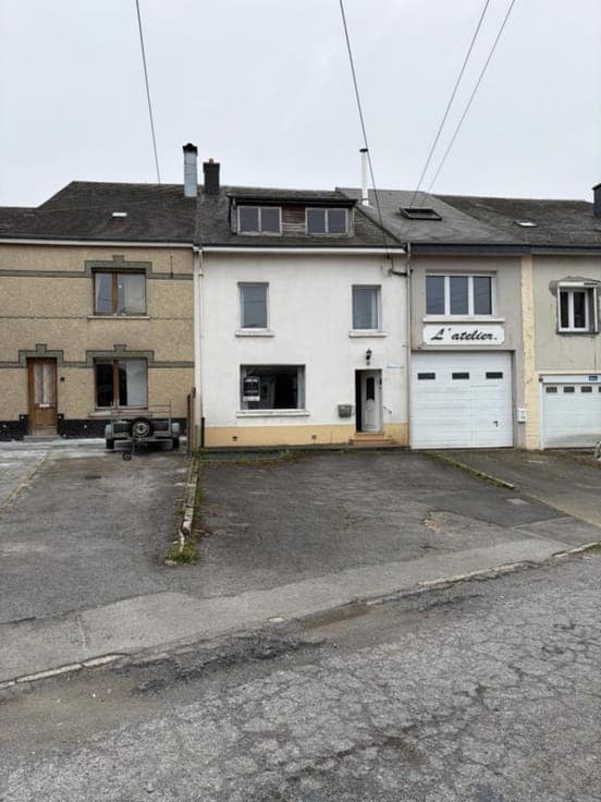 House in Florenville