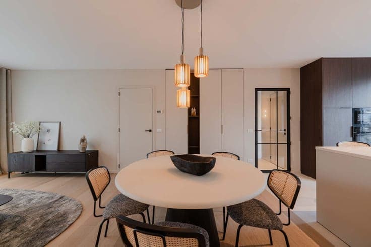 Instapklare kijkwoning met zicht op park