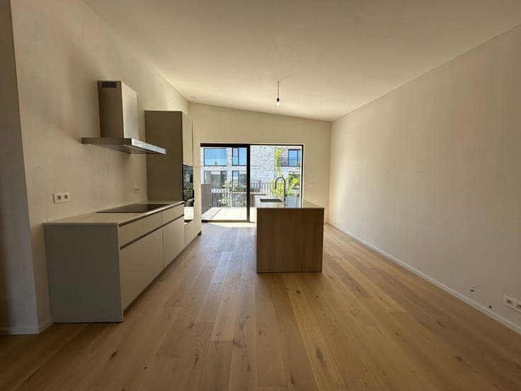 New construction home for sale in contemporary project Ka...
