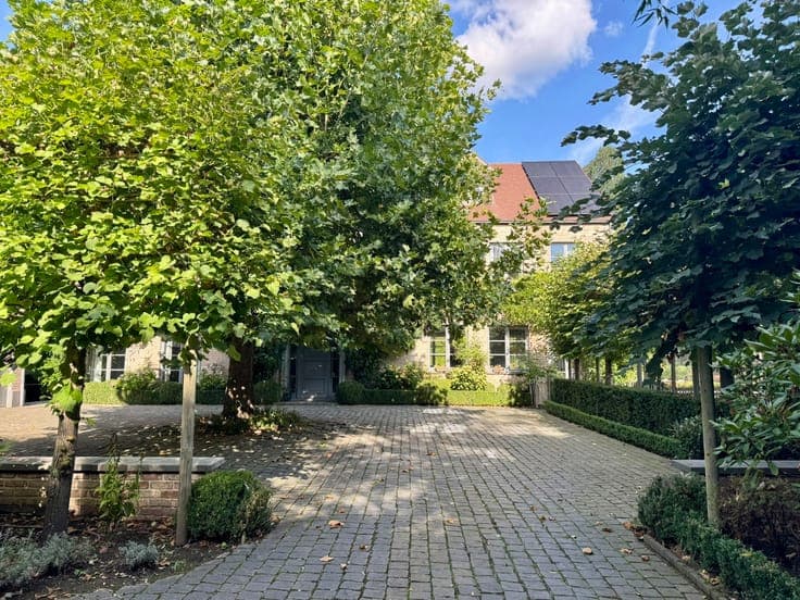 OHAIN - Prestigious property with conciergerie garages PEB B