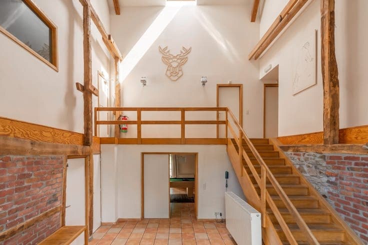 Authentic Renovated Farmhouse with Pool and Wellness in Mal