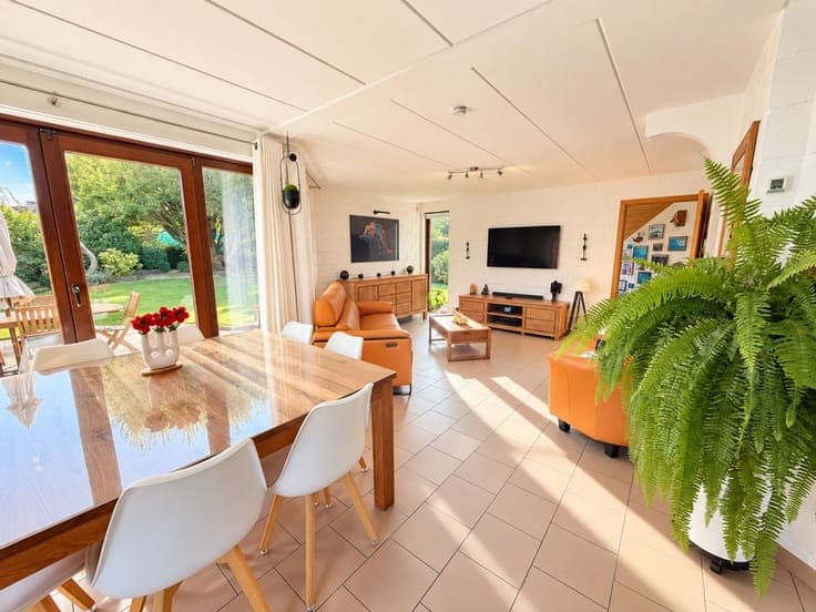 Splendide maison de caractère au style architectural – Un vé