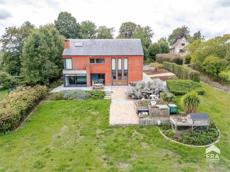 House in Silly