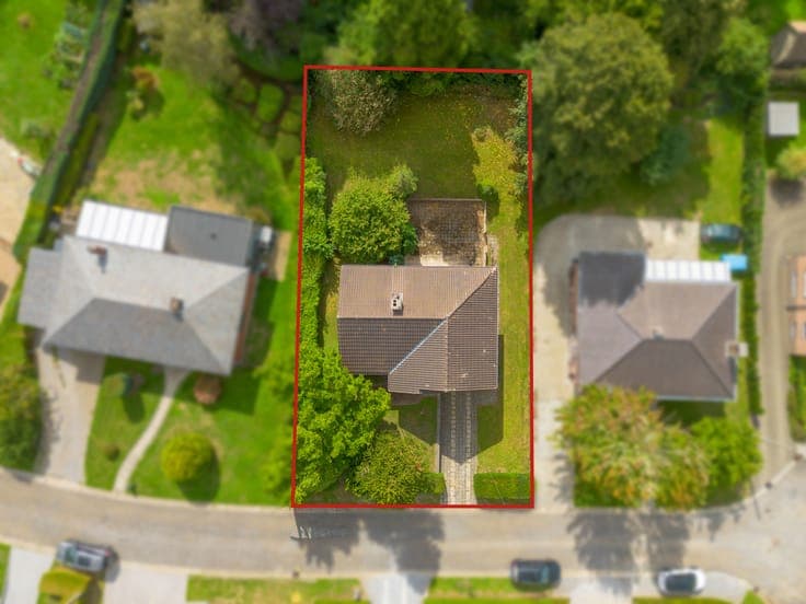 SUPER BUNGALOW 4F - 2 CHAMBRES - JARDIN - GARAGE - PEB D
