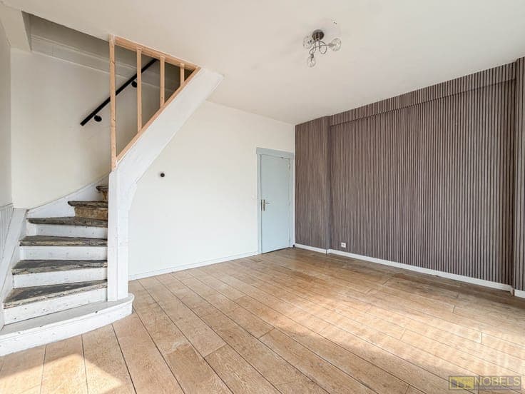 Te koop, perfect onderhouden starterswoning / opbrengstei...