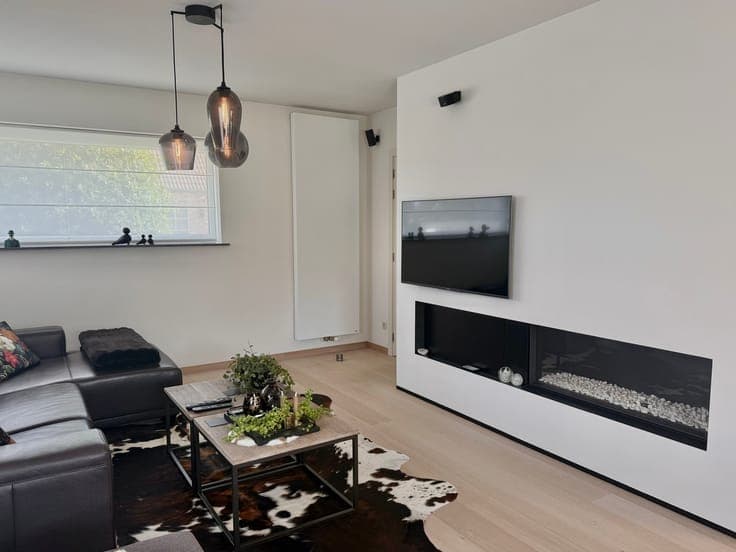 Lombardsijde, uiterst verzorgde koppelwoning op het einde...