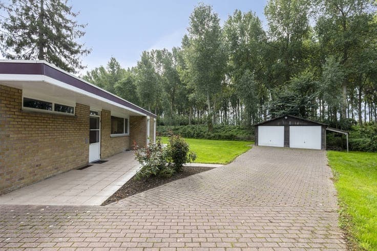 Idyllically located house in Moerkerke (Damme)