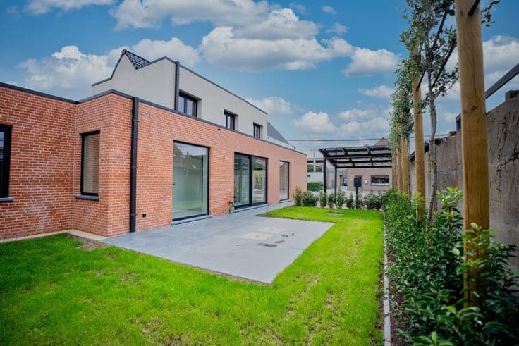 Exclusieve, energiezuinige woning met 3 slpks., 2 badks. ...