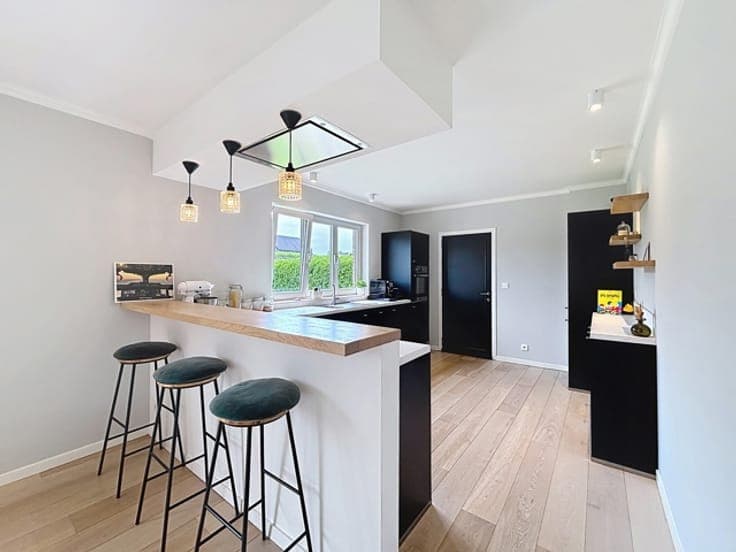 Superb villa in excellent condition, bright and spacious.