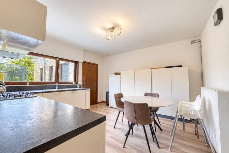 In het centrum van Kaprijke: woning met 3 slaapkamers, tu...