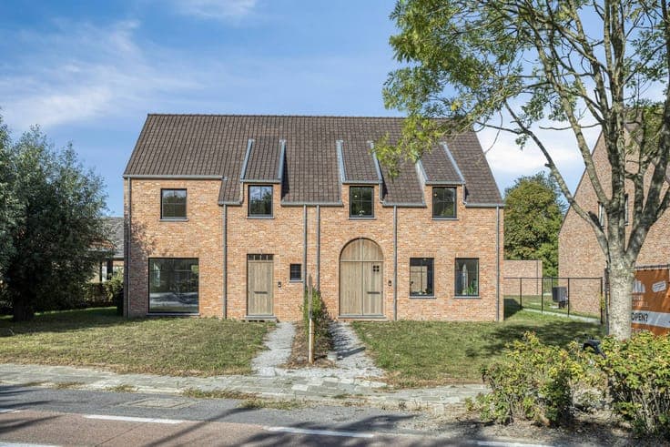 New building (6%) for sale in Elverdinge with 3 rooms and ga