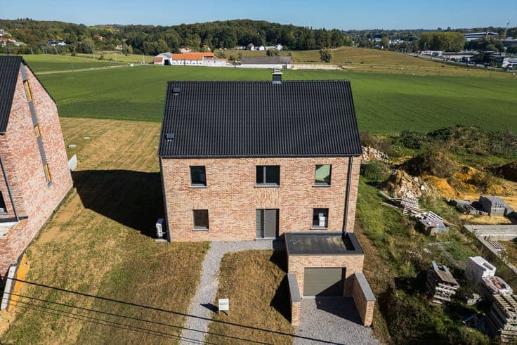 Close to the Hallerbos, new-build house to be customised