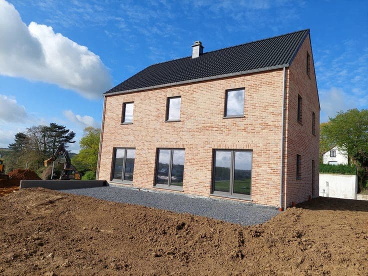 Close to the Hallerbos, new-build house to be customised