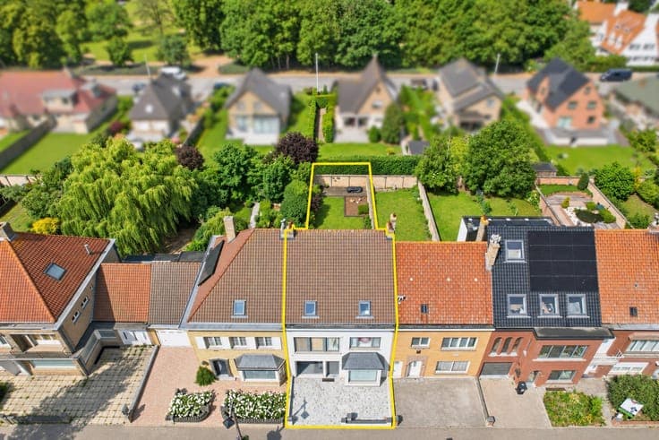 Beautifully finished house in Nieuwpoort-Stad on 284 m².