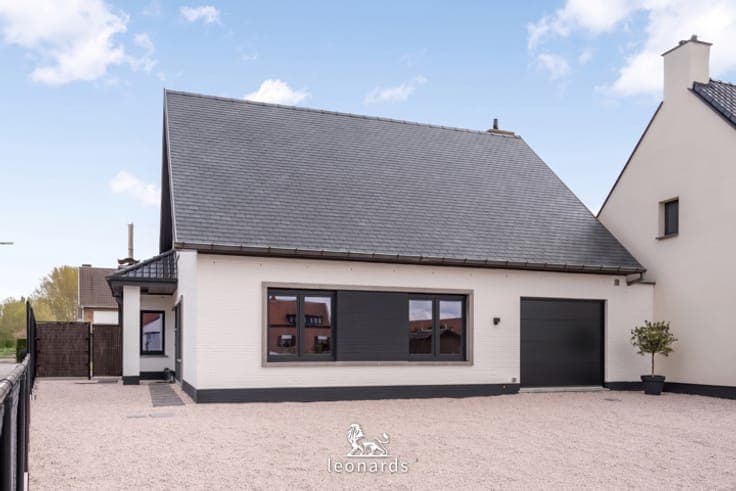 Spacious home in a prime location in Kruisem