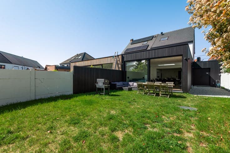 Modern bright family home with 4 bedrooms for sale in Bornem