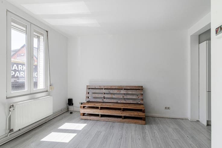 Op te frissen woning (119 m²) met 3 slaapkamers en terras in