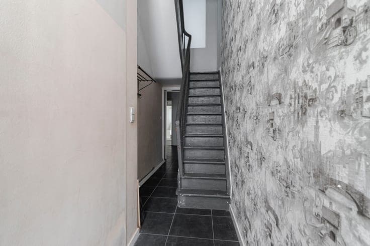 Op te frissen woning (119 m²) met 3 slaapkamers en terras in