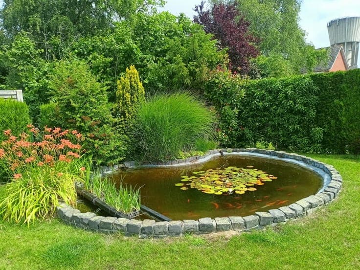 Spacious well-maintained bungalow with huge garden