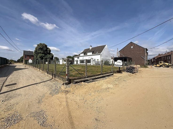 Te renoveren woning OF 2 bouwloten voor open bebouwing