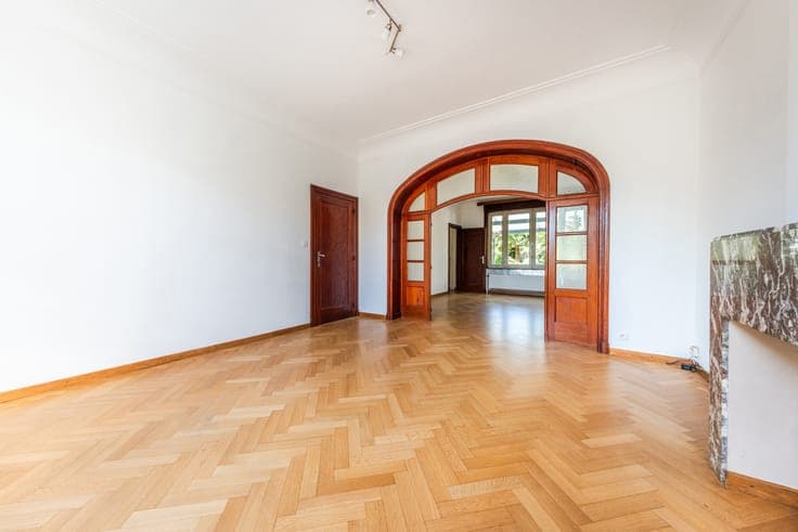 Stockel - Superb villa with great potential, garage + garden