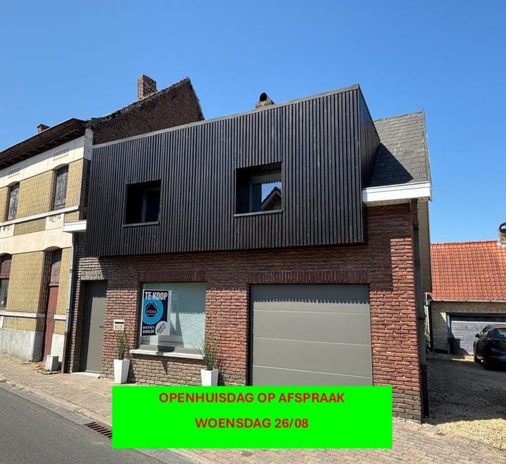 RENOVATED 3-BEDROOM HOME WITH GARAGE AND GARDEN