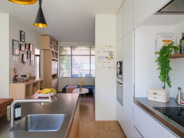 Gentbrugge - Stijlvol gerenoveerde burgerwoning met drie ...