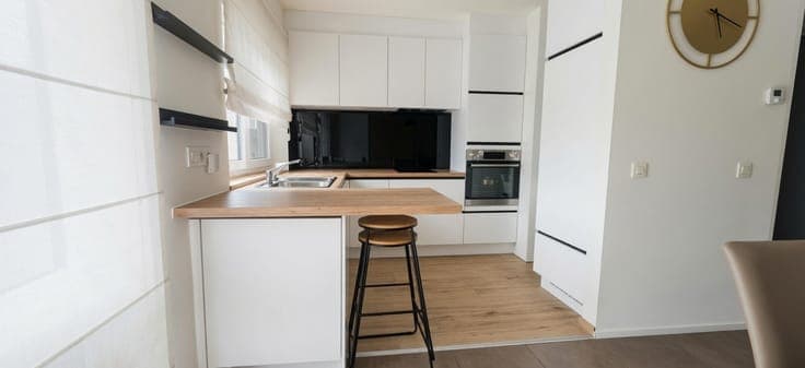PRACHTIG GERENOVEERDE WONING TE DENDERMONDE.
