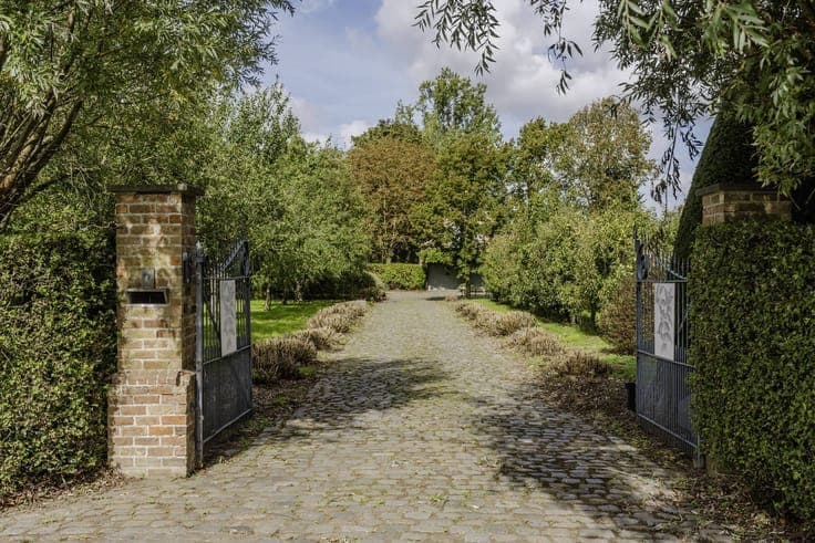 Unique domain on 1.4 ha for sale in Houthulst