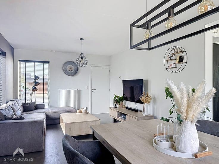 Energy-efficient family home, 3 beds, garage and garden