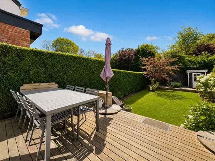 Charming & Move-In Ready Family Home with Garden in a Prime
