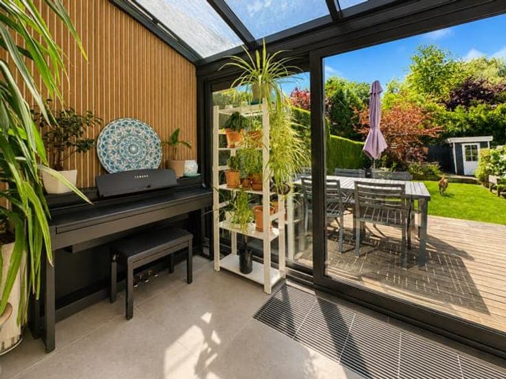 Charming & Move-In Ready Family Home with Garden in a Prime