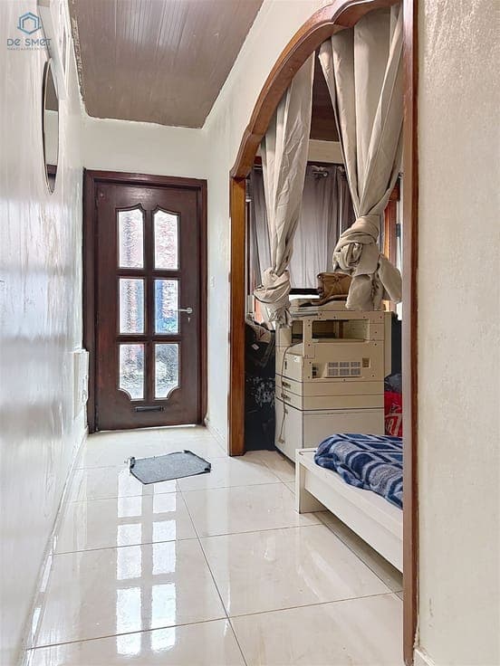 Refreshable house with 4 bedrooms and garden