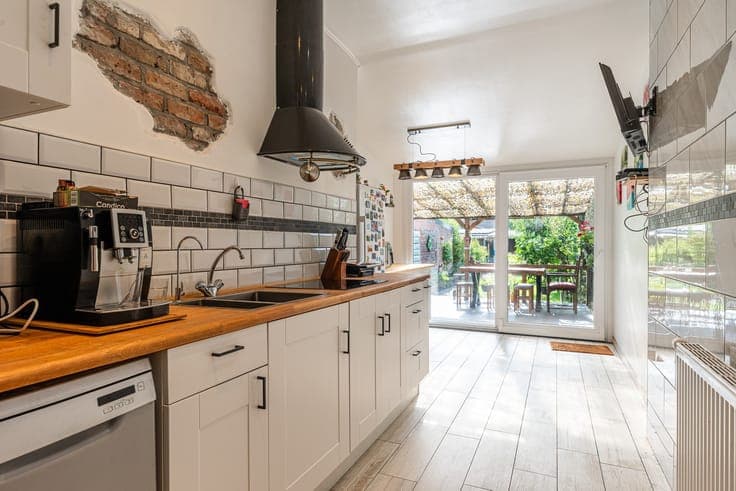 Instapklare gezinswoning met 3 slaapkamers, garage en zui...