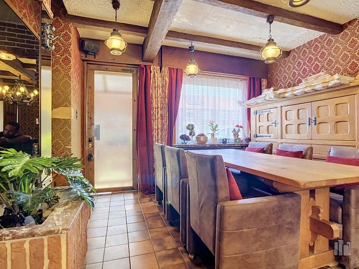 Single-family home with garden